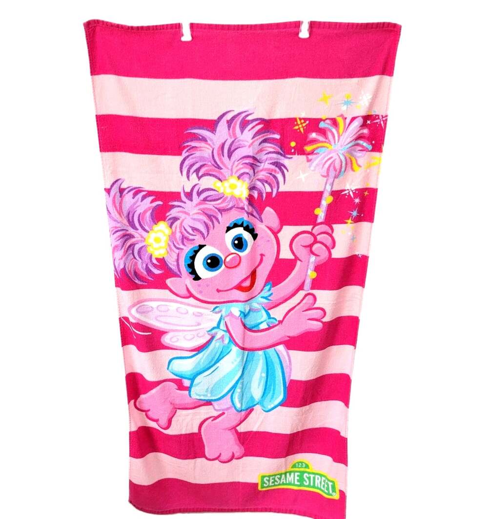 Sesame Street Abby Cadabby Beach Towel Sea World Busch Gardens Sesame Place Pink